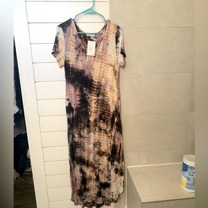 NWT tie-dye maxi dress